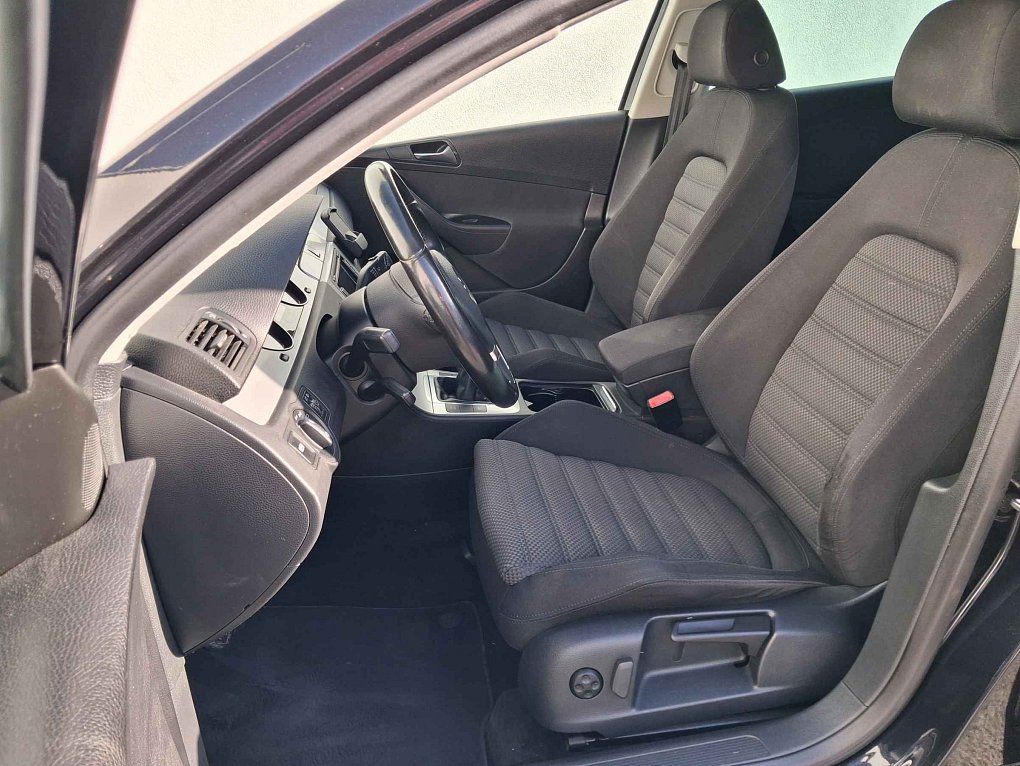 Volkswagen Passat 2.0 TDi Sport