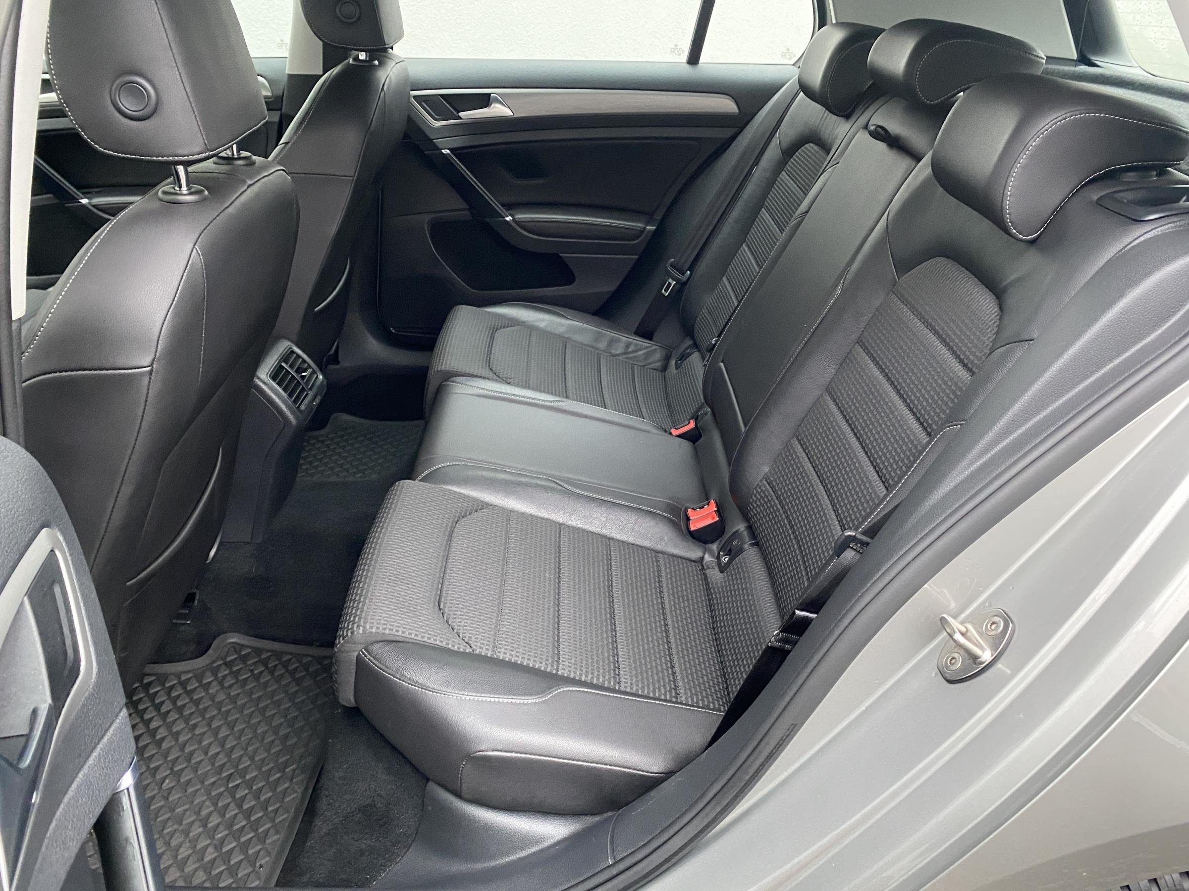 Volkswagen Golf, 2016 - pohled č. 10