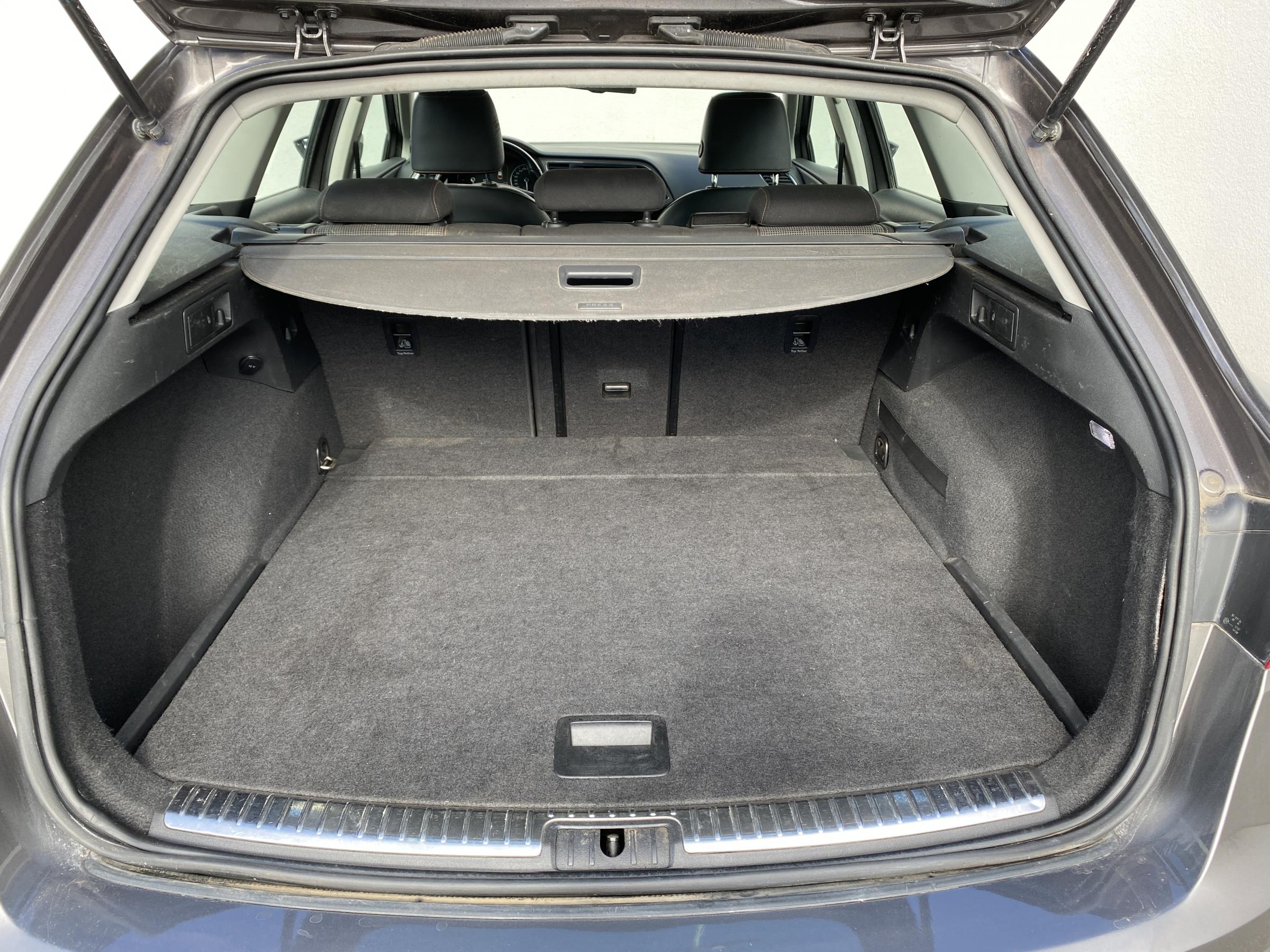 Seat Leon, 2015 - pohled č. 7