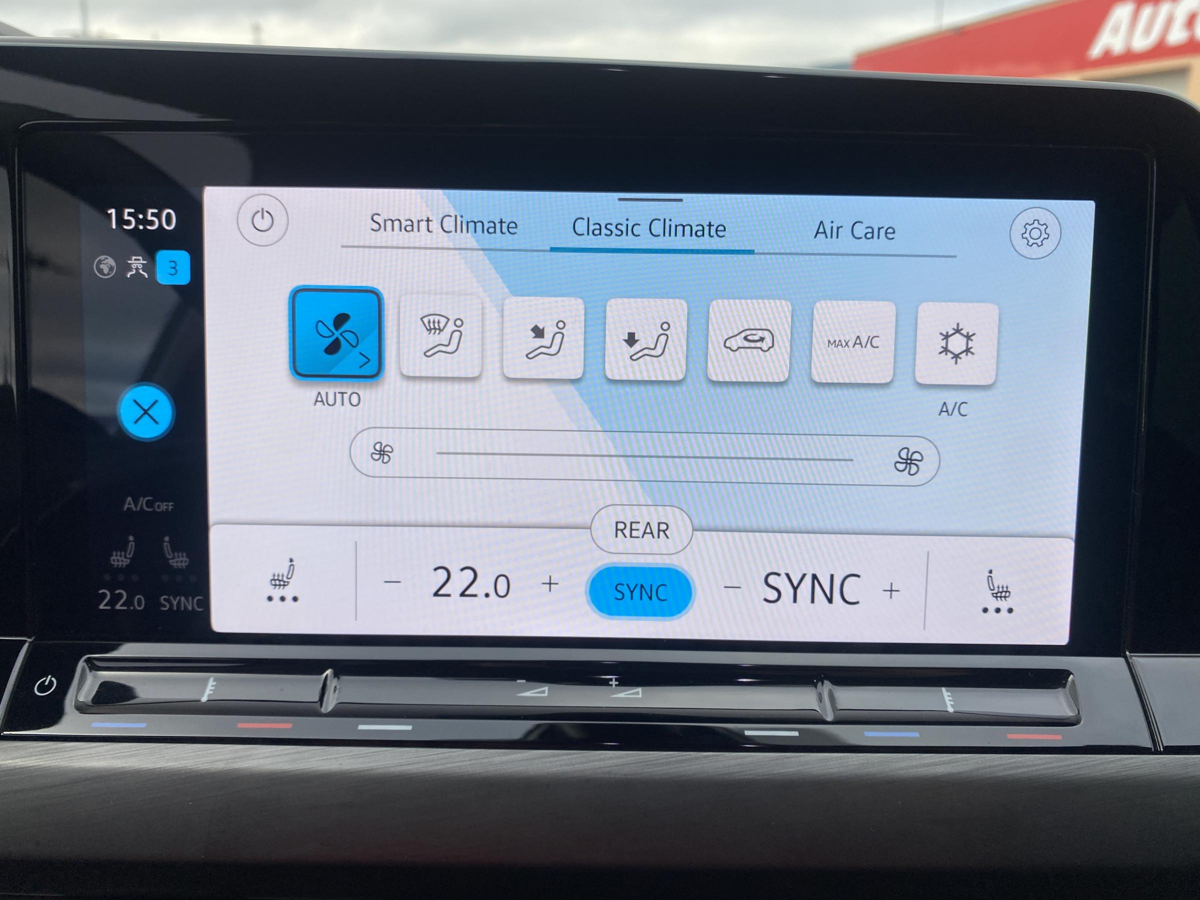 Volkswagen Golf, 2022 - pohled č. 18