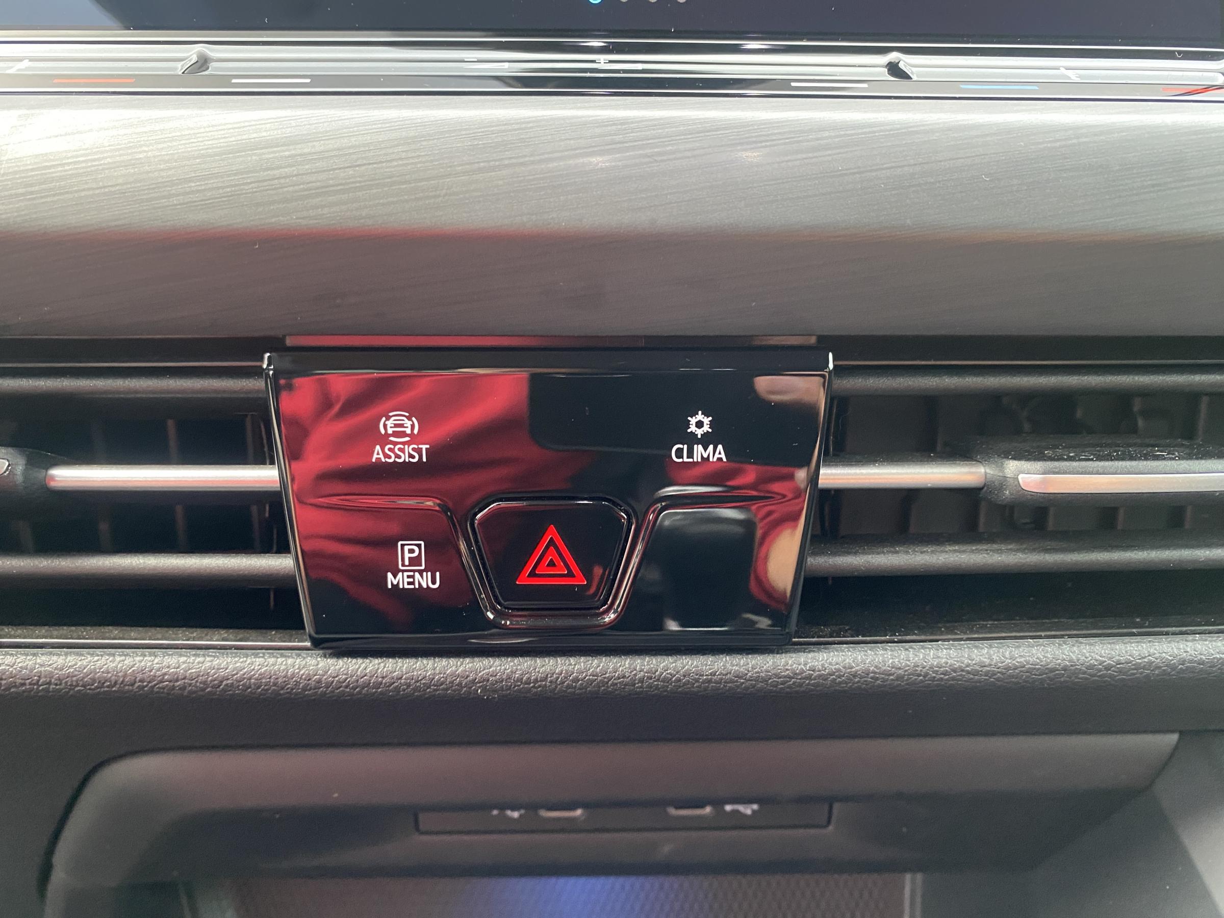 Volkswagen Golf, 2022 - pohled č. 19