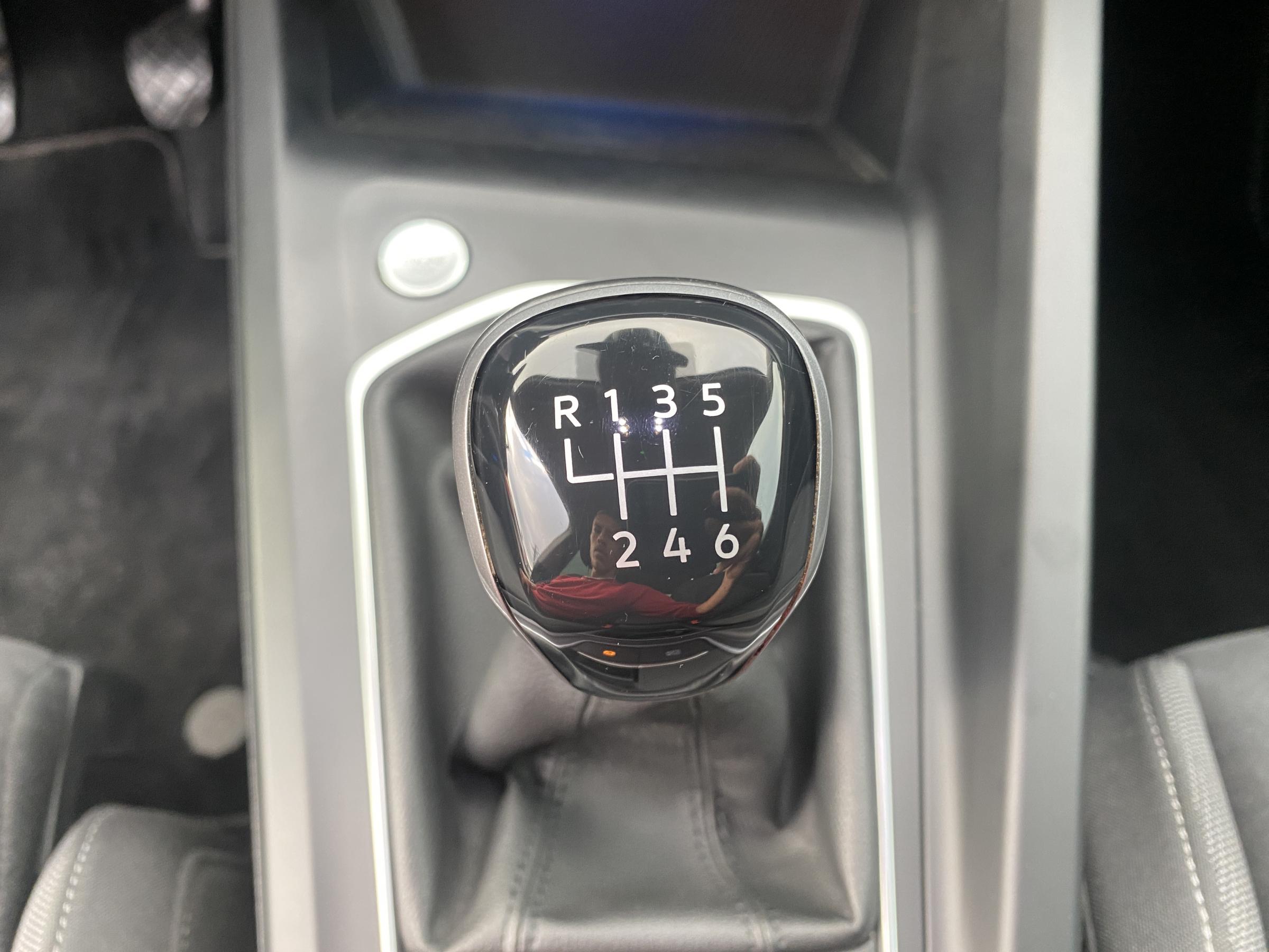 Volkswagen Golf, 2022 - pohled č. 20