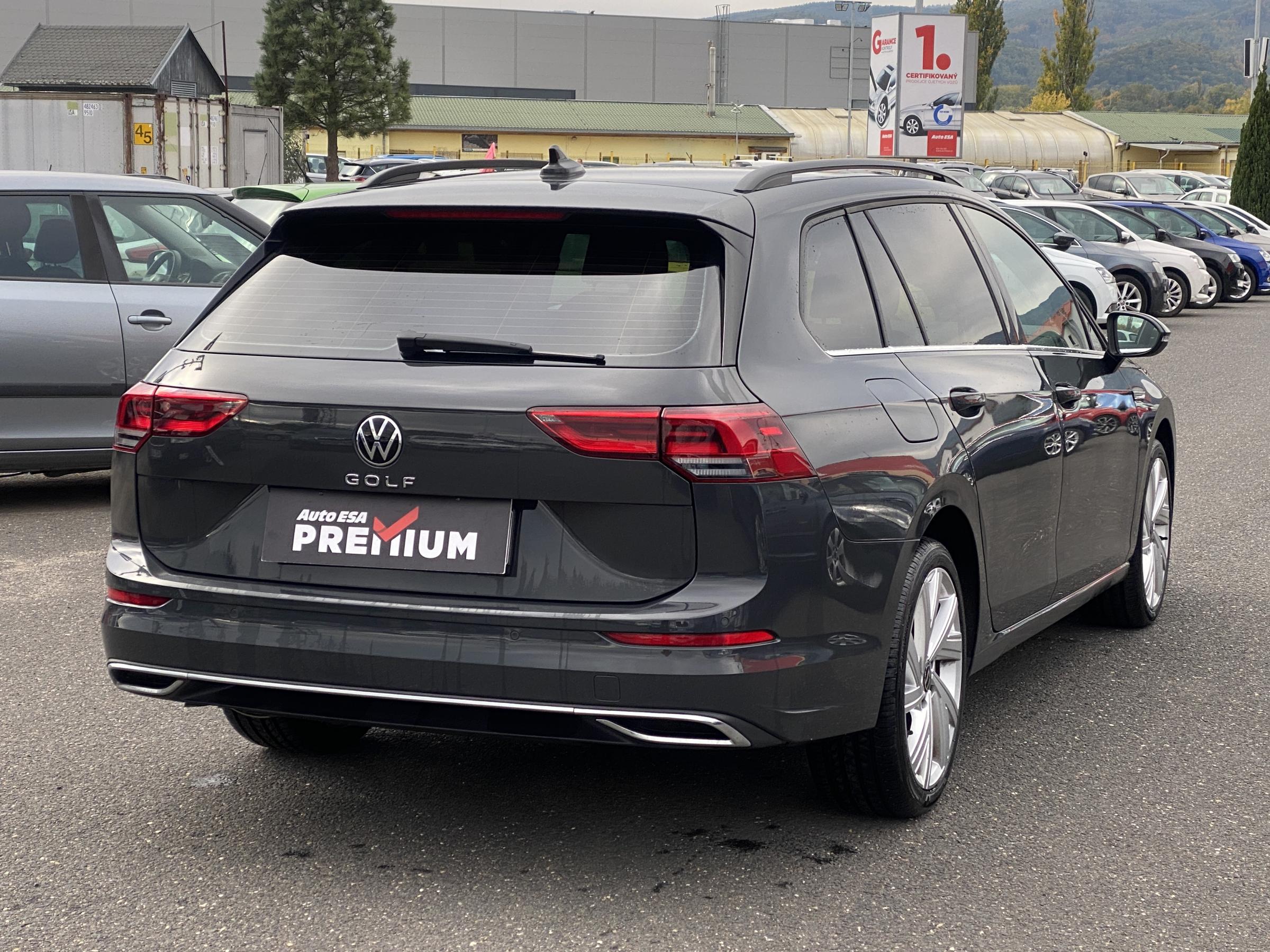 Volkswagen Golf, 2022 - pohled č. 6