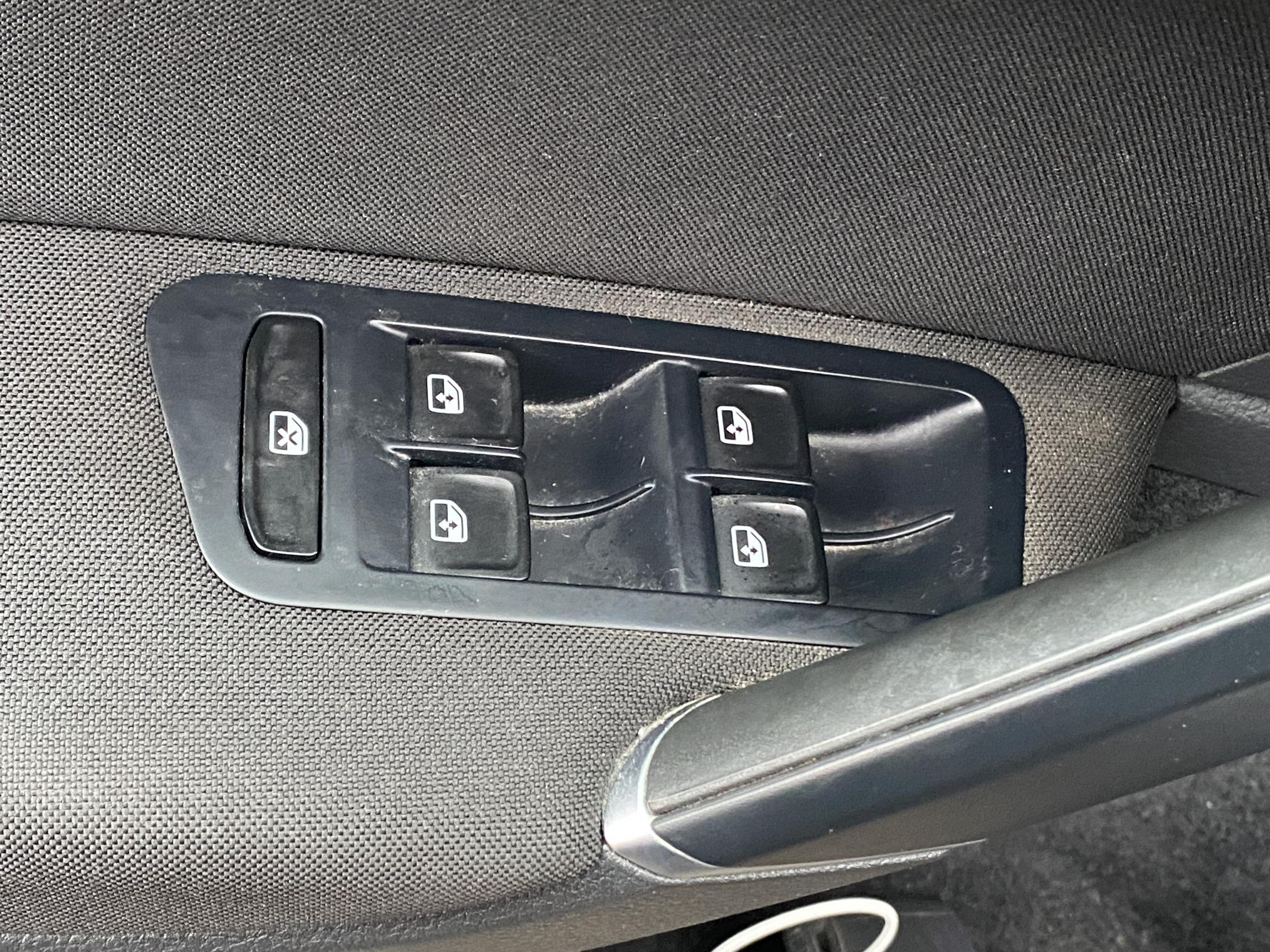 Volkswagen Golf, 2016 - pohled č. 11