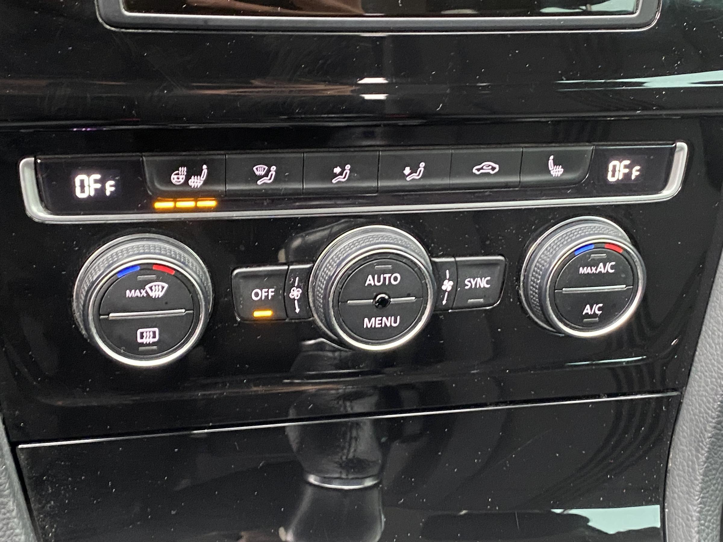 Volkswagen Golf, 2016 - pohled č. 14