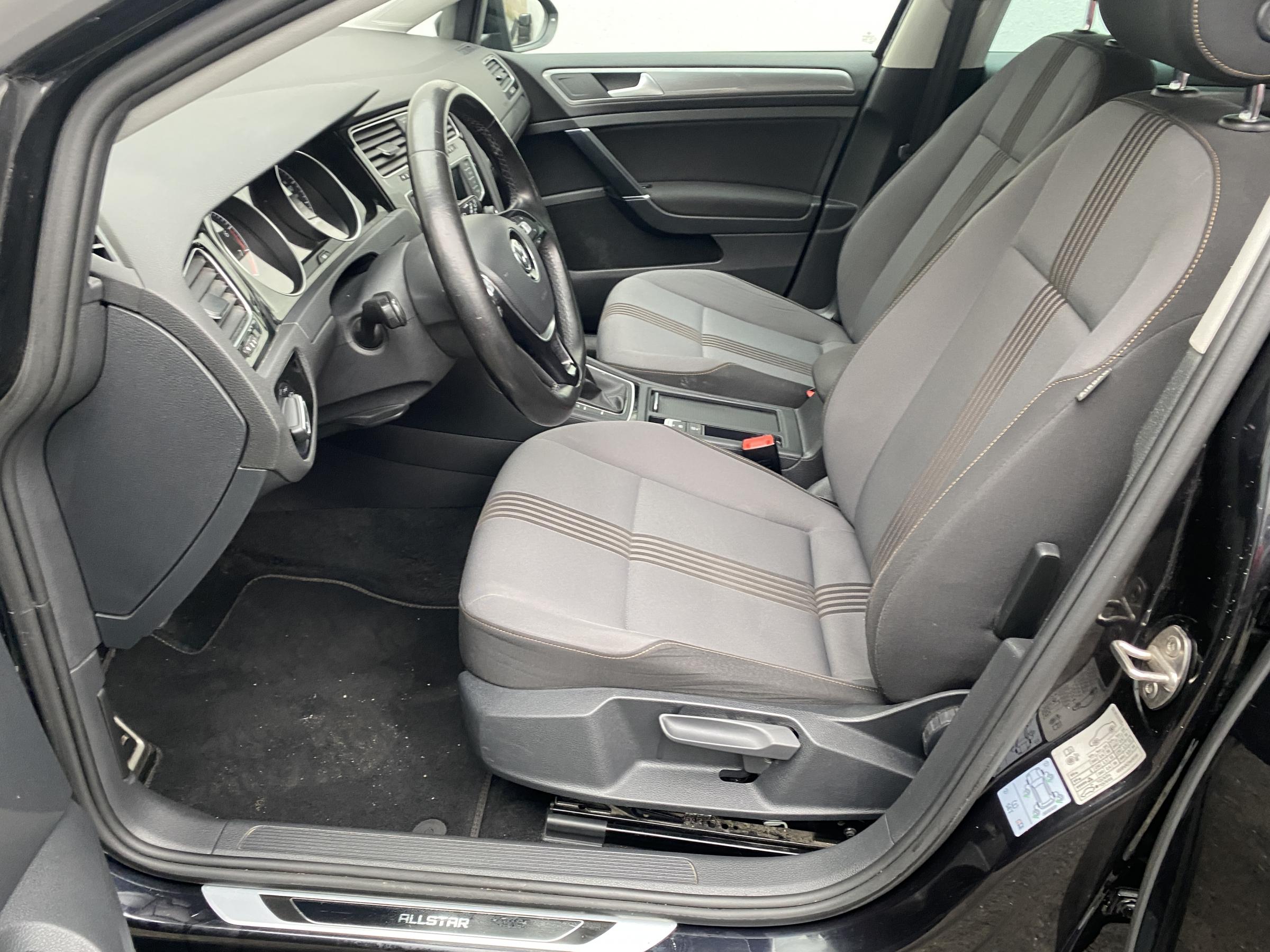 Volkswagen Golf, 2016 - pohled č. 9