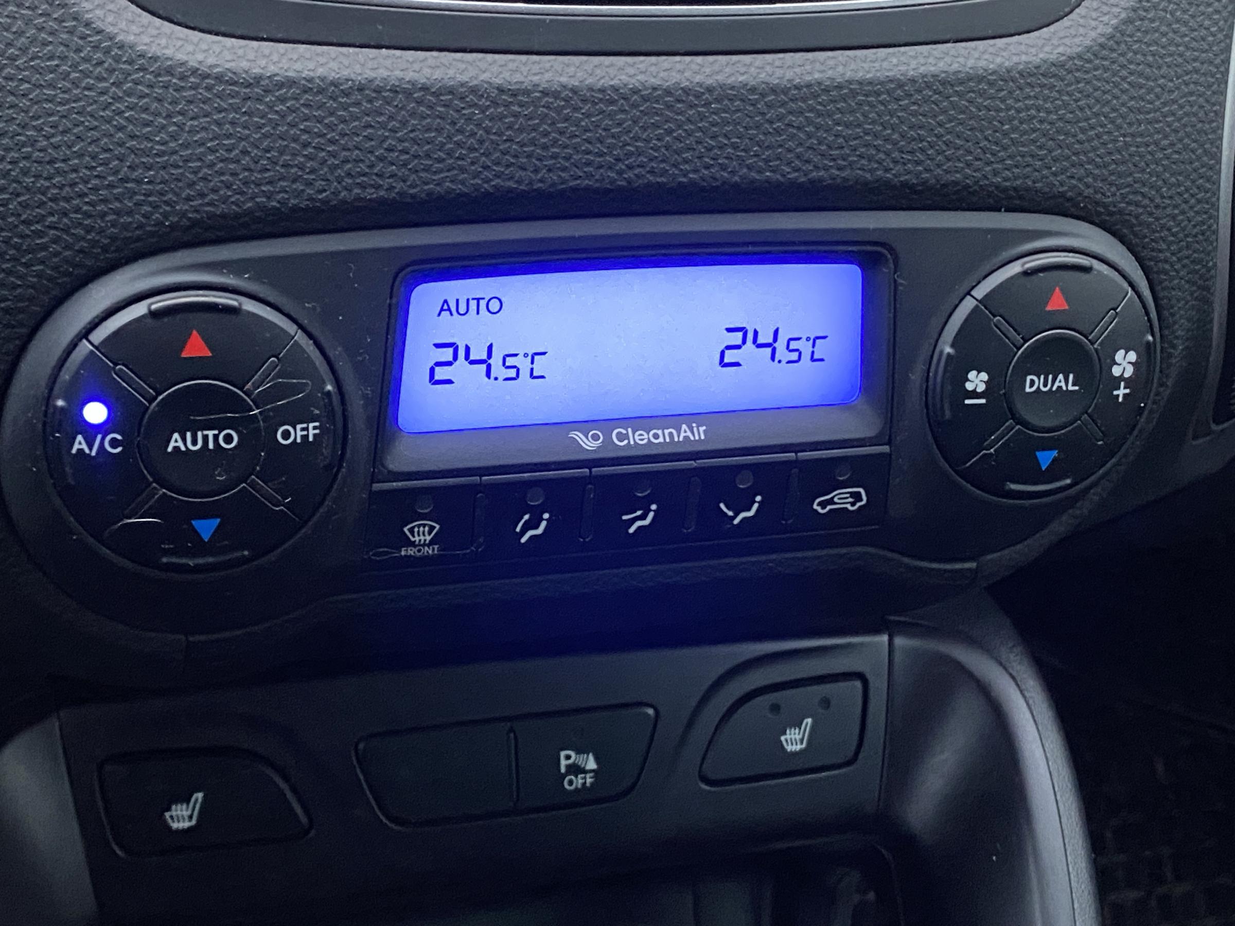 Hyundai ix35, 2012 - pohled č. 17