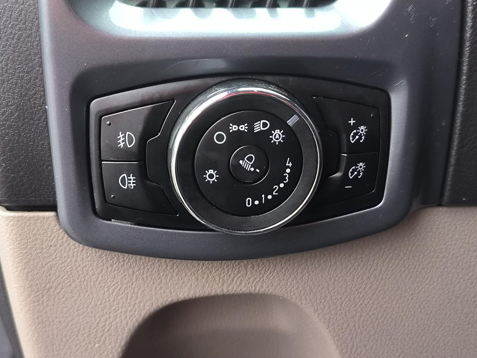 Ford Tourneo Custom 2.2TDCi Limited