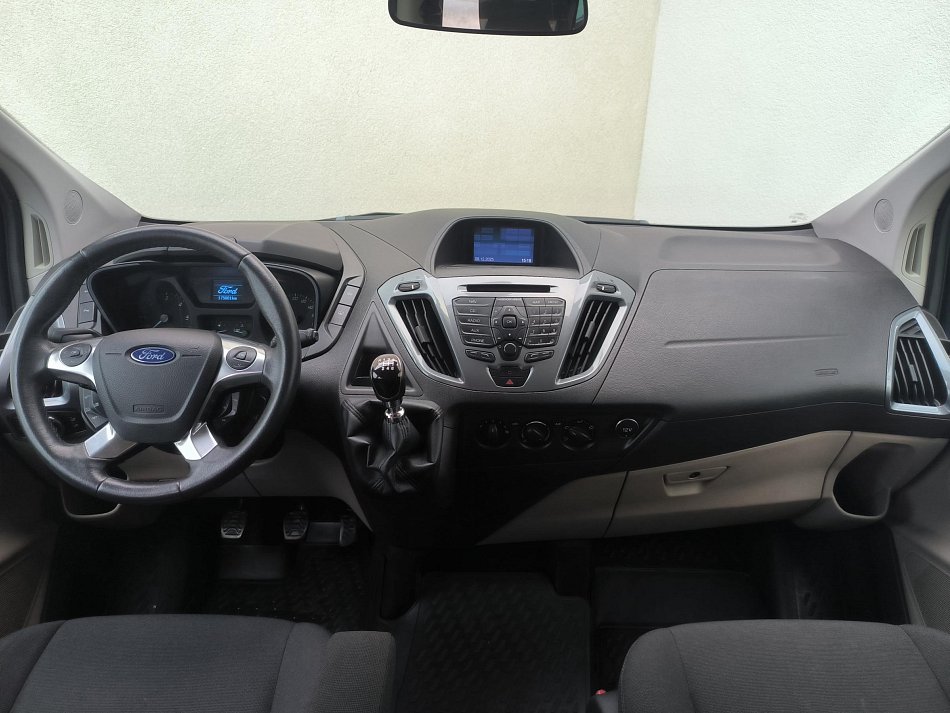 Ford Tourneo Custom 2.2TDCi Limited