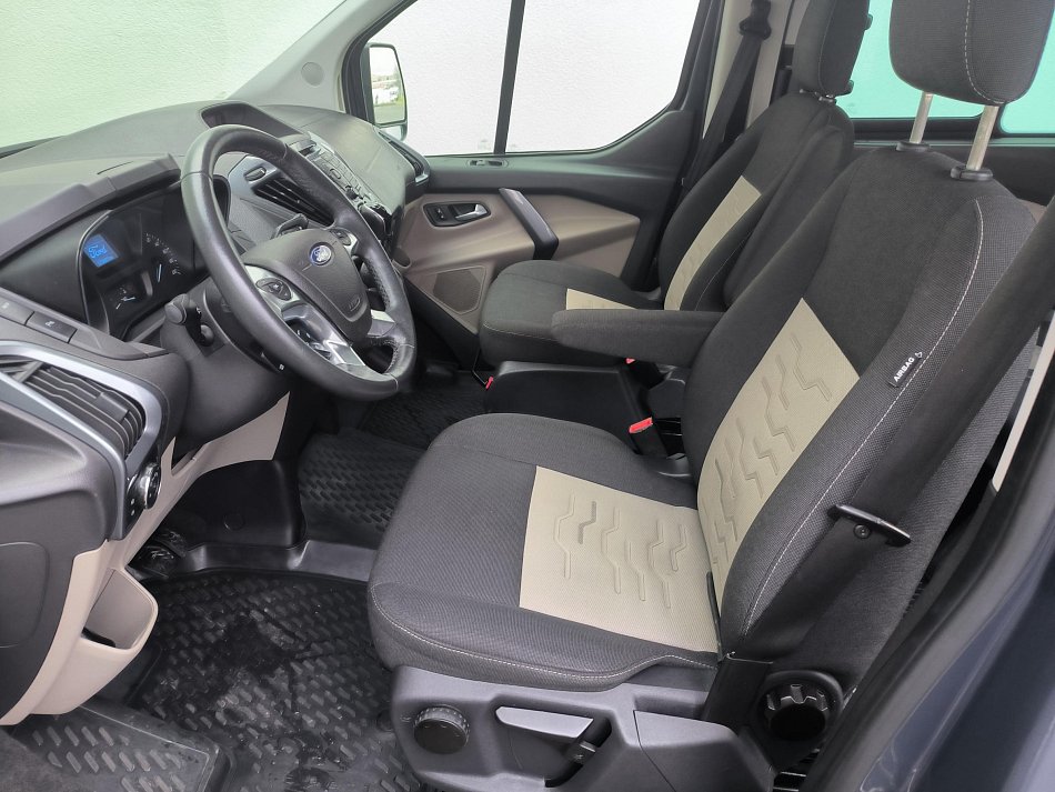 Ford Tourneo Custom 2.2TDCi Limited