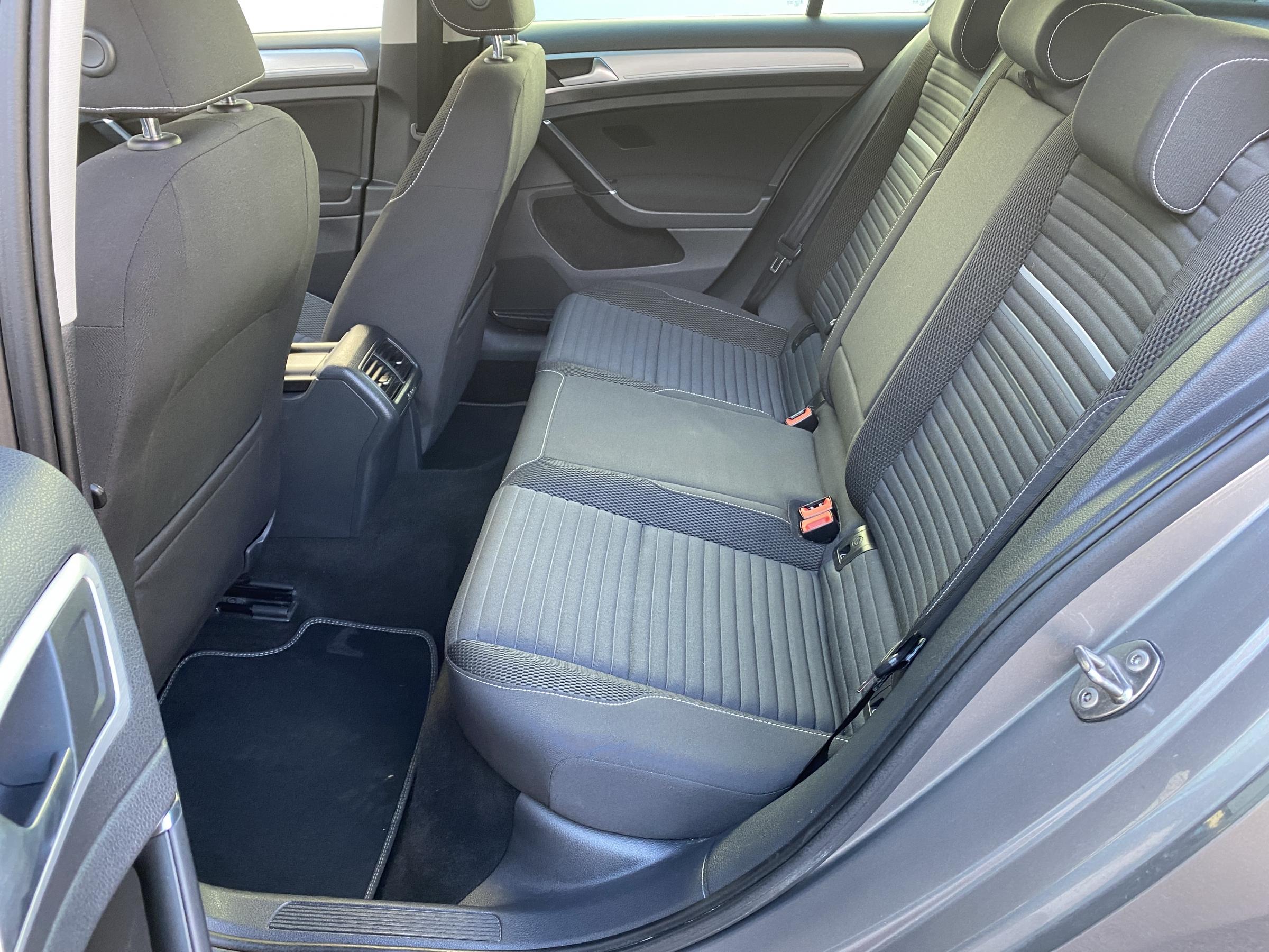 Volkswagen Golf, 2015 - pohled č. 10