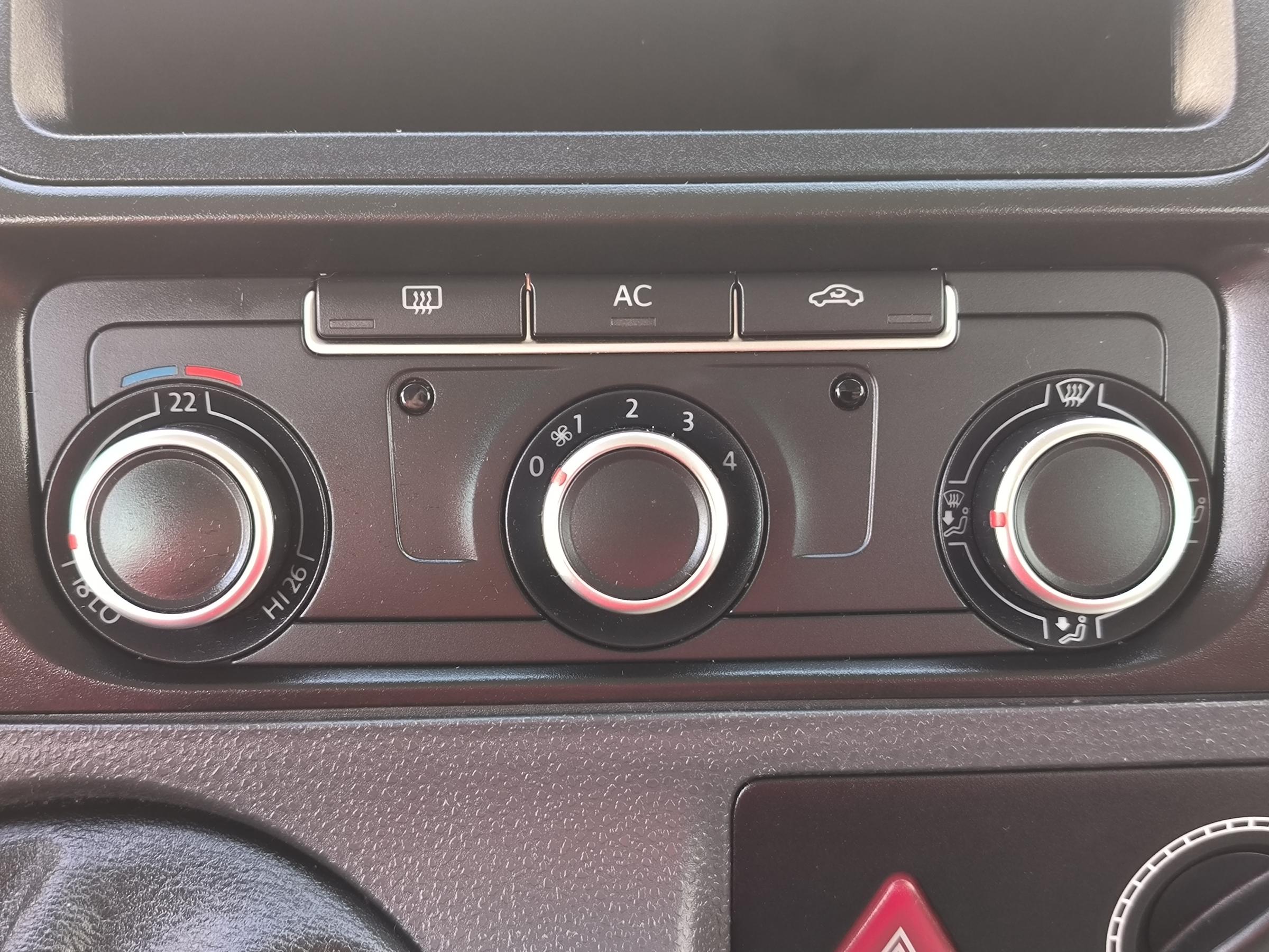 Volkswagen Transporter, 2010 - pohled č. 13