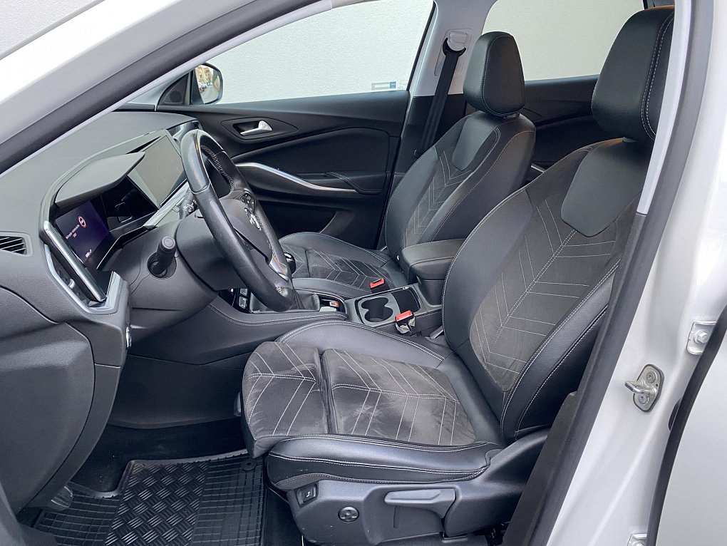 Opel Grandland 1.2 T GS Line