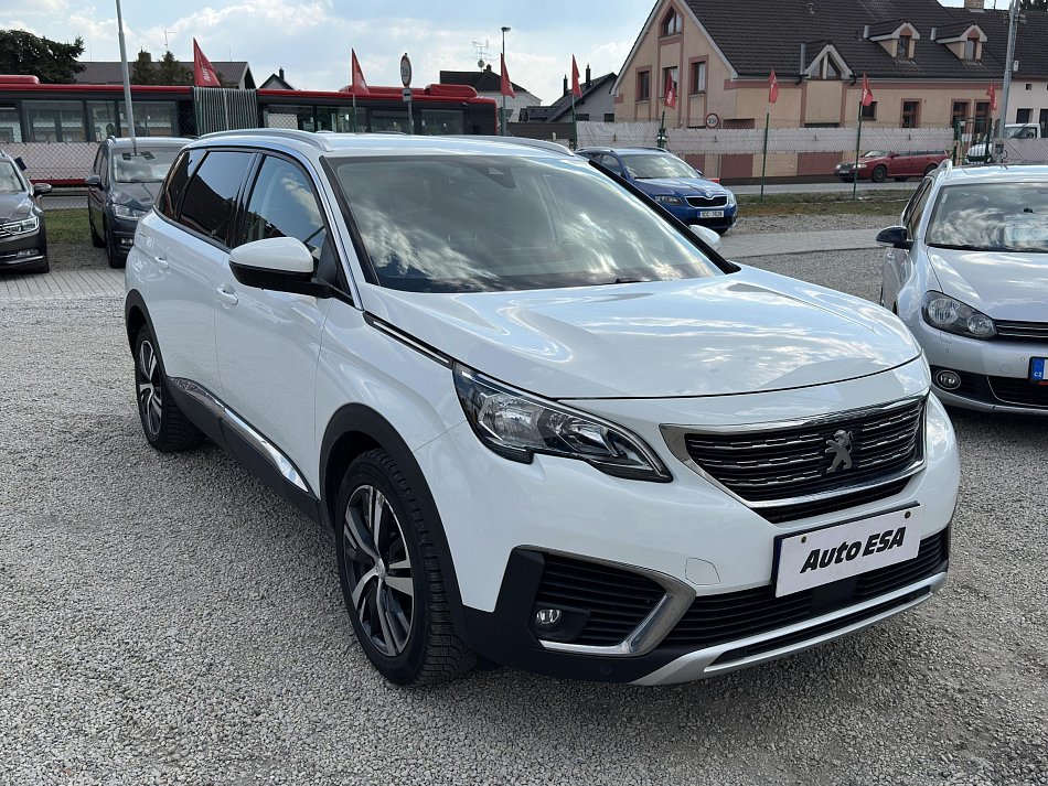Peugeot 5008 1.2 