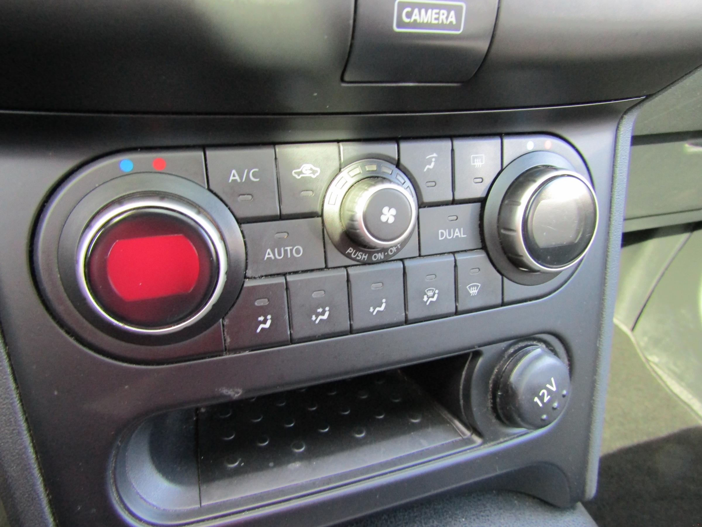 Nissan Qashqai, 2012 - pohled č. 14