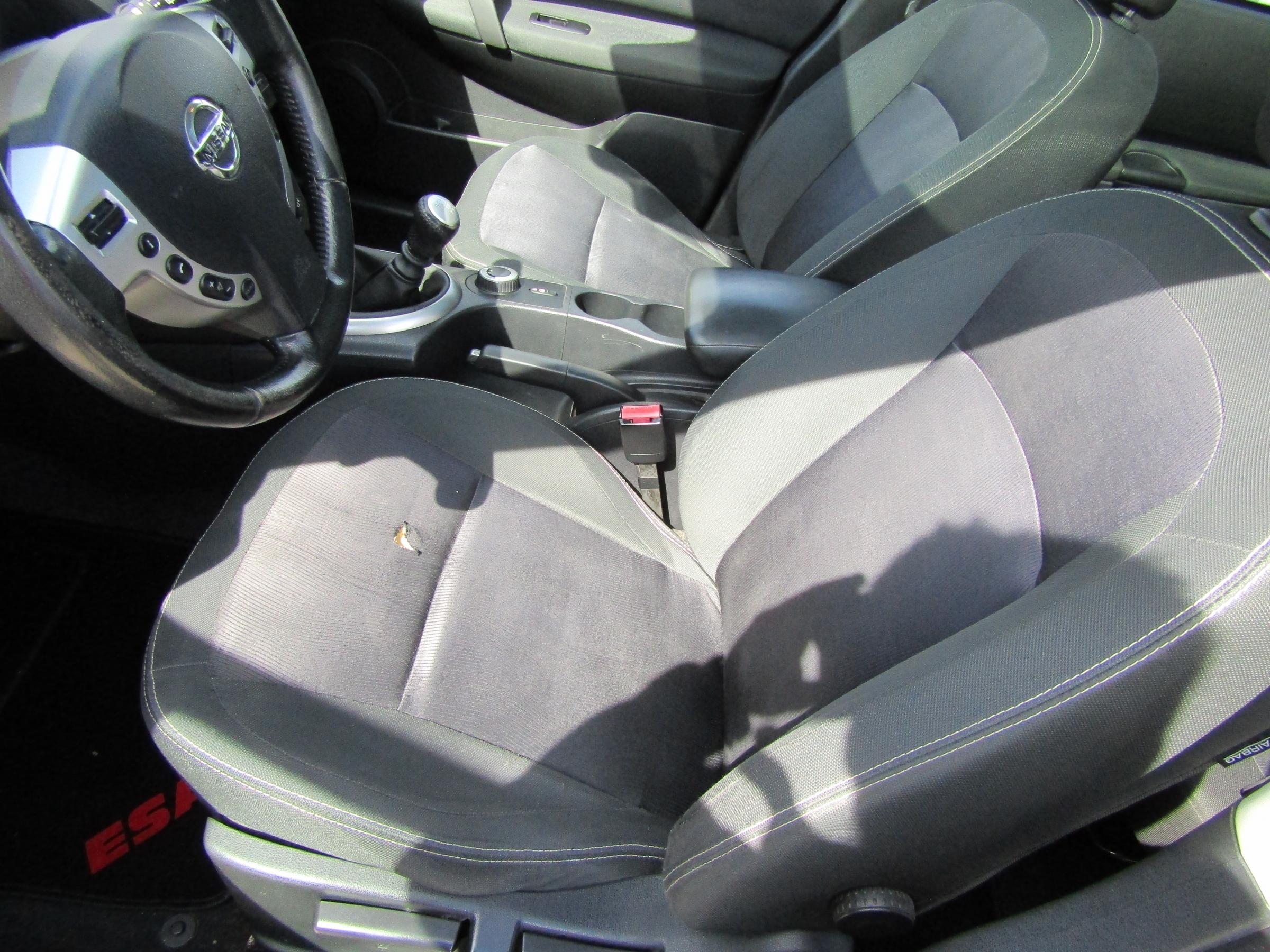 Nissan Qashqai, 2012 - pohled č. 9