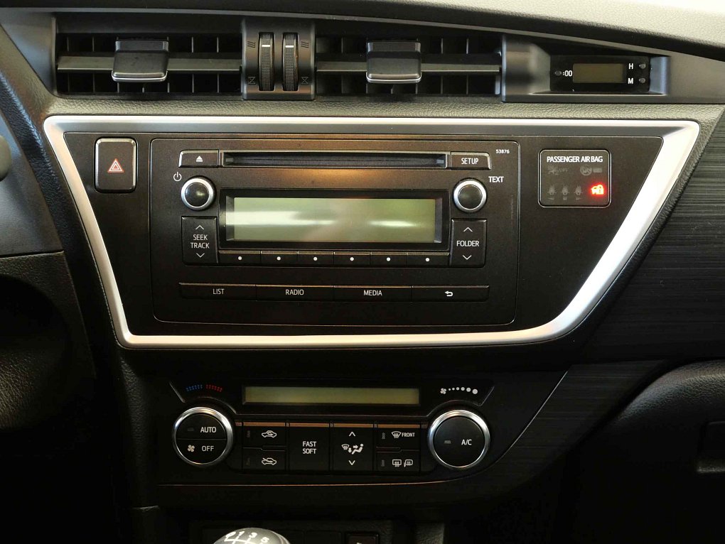 Toyota Auris 1.3i 