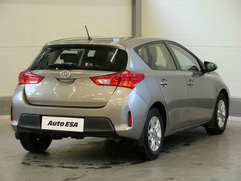 Toyota Auris 1.3i 
