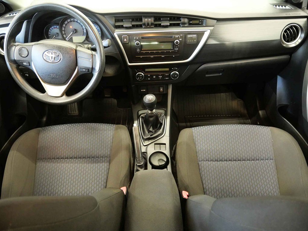 Toyota Auris 1.3i 