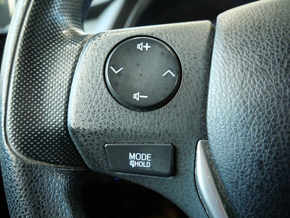 Toyota Auris 1.3i 
