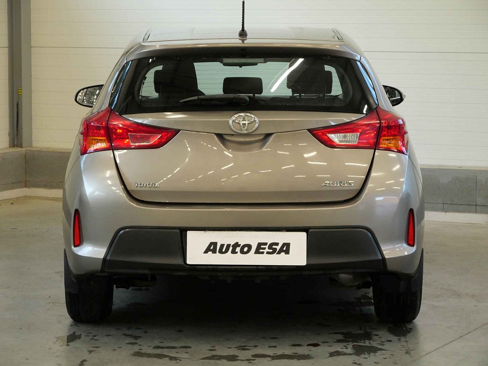 Toyota Auris 1.3i 