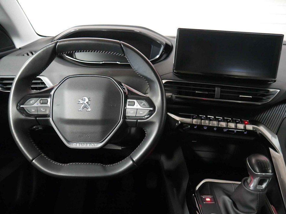 Peugeot 3008 1.2PT 
