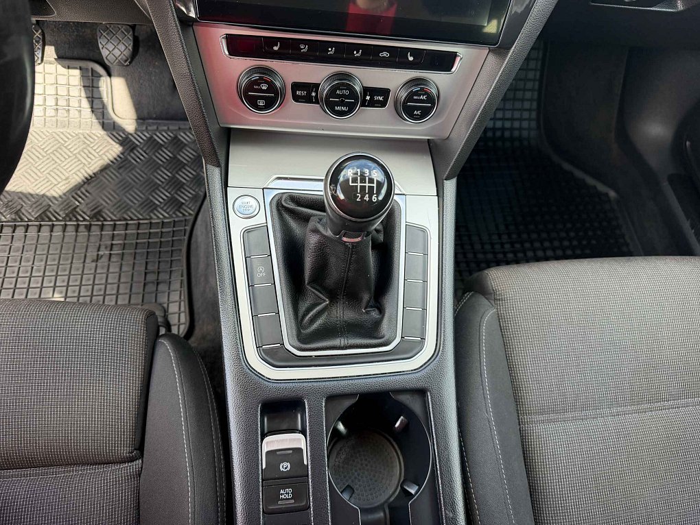 Volkswagen Passat 2.0TDi 