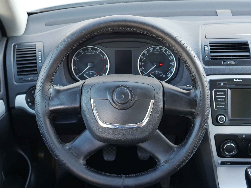 Škoda Octavia II 1.4 TSI Ambiente