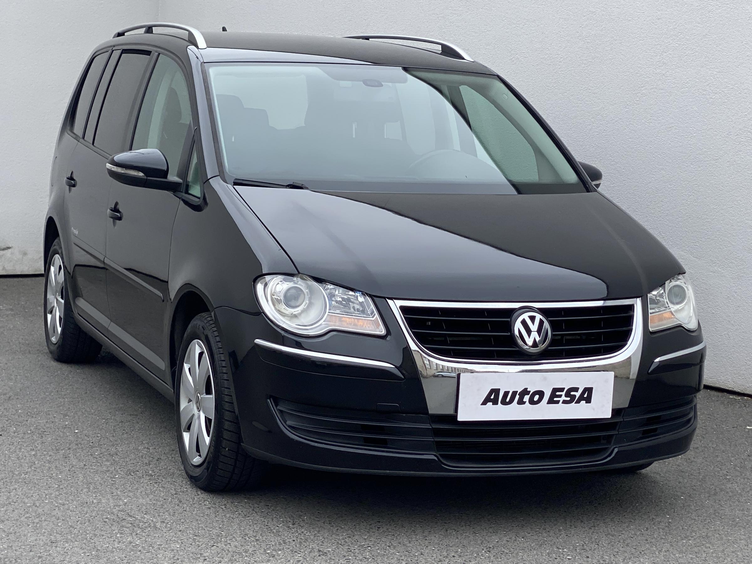 Volkswagen Touran, 2009 - celkový pohled