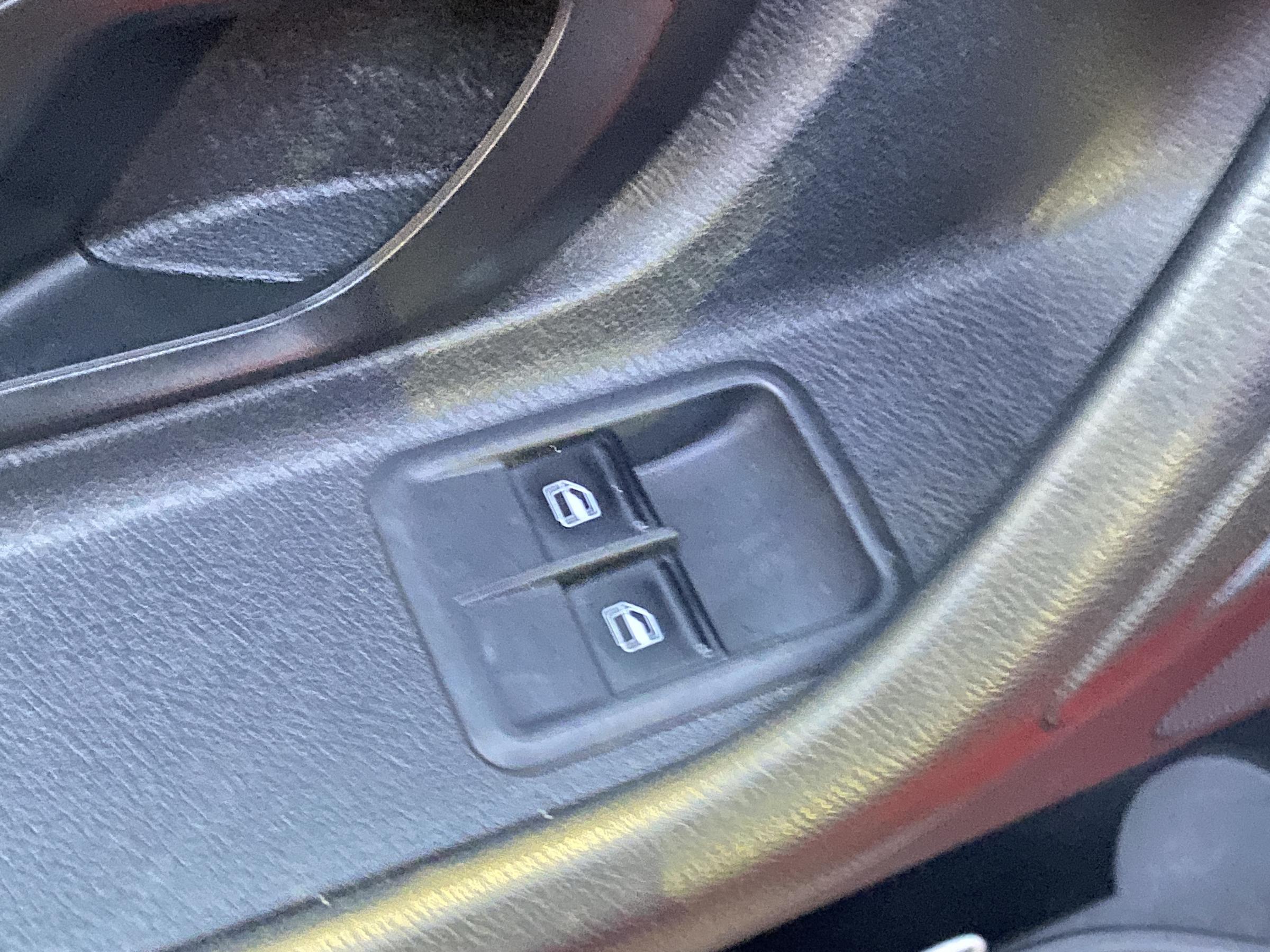 Škoda Fabia II, 2014 - pohled č. 12