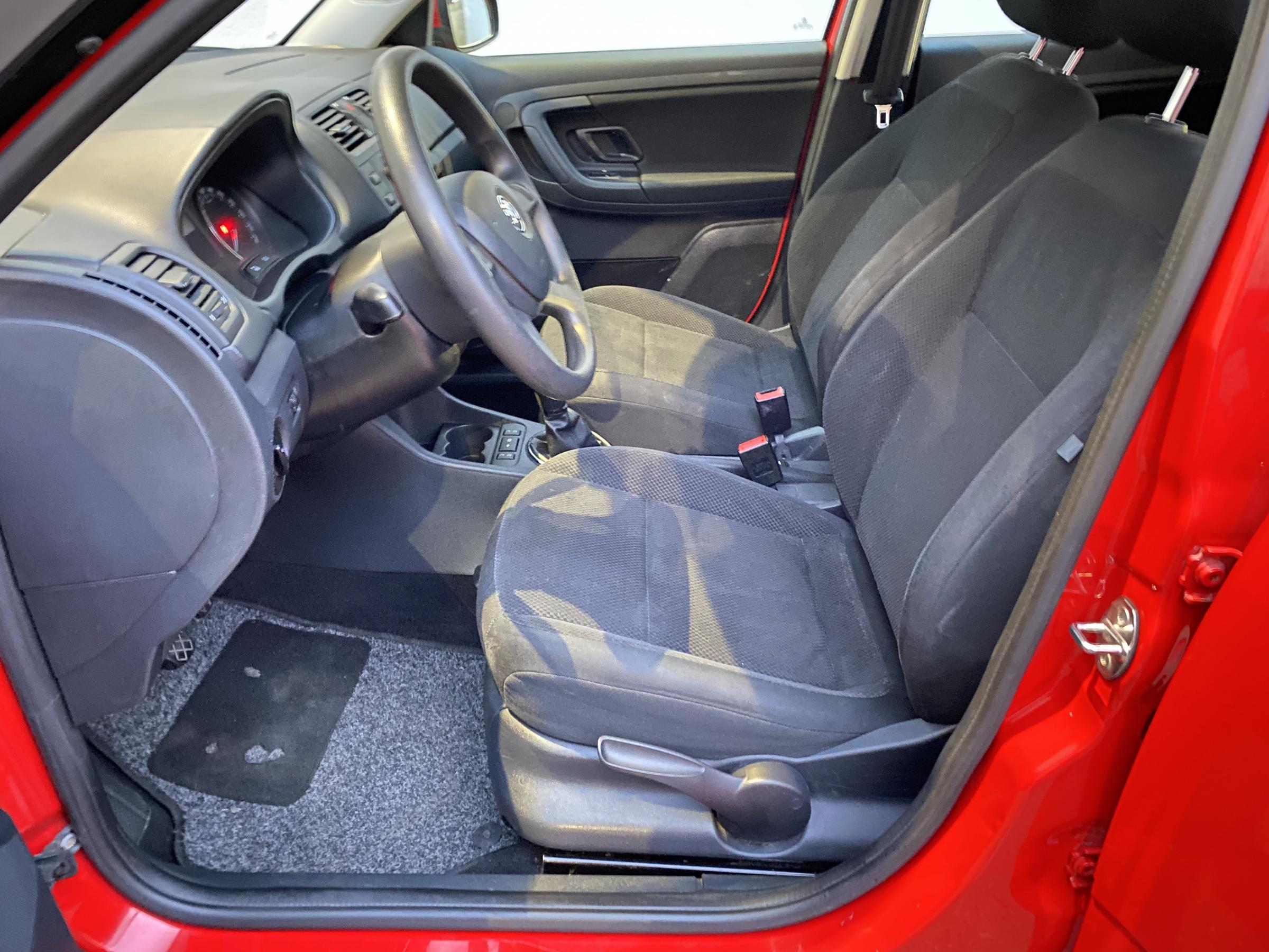 Škoda Fabia II, 2014 - pohled č. 9