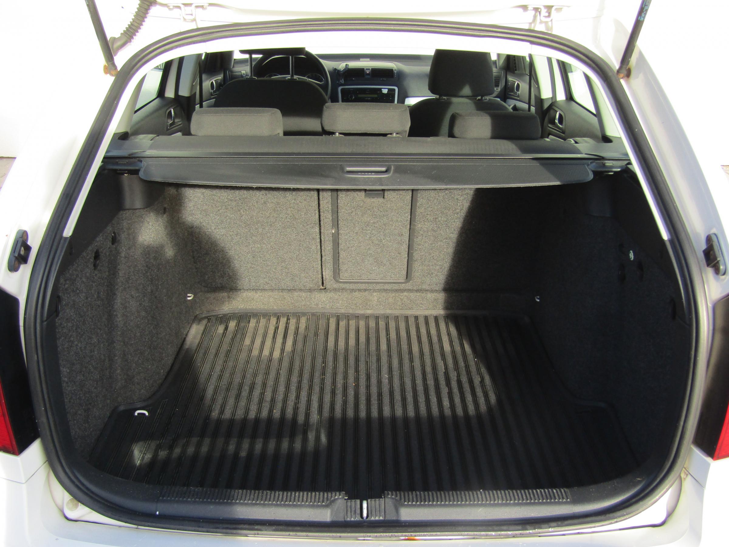 Škoda Octavia II, 2009 - pohled č. 7