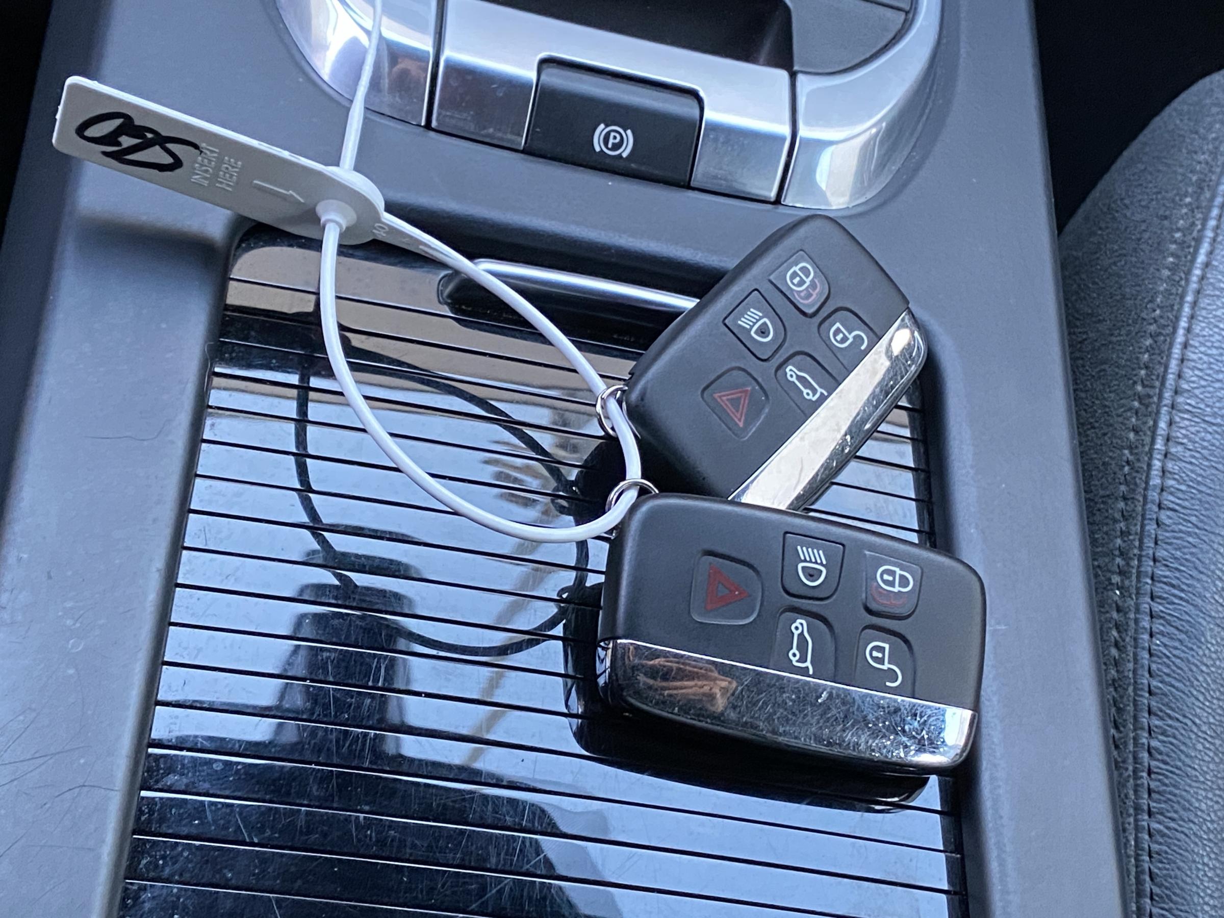 Land Rover Discovery Sport, 2016 - pohled č. 19