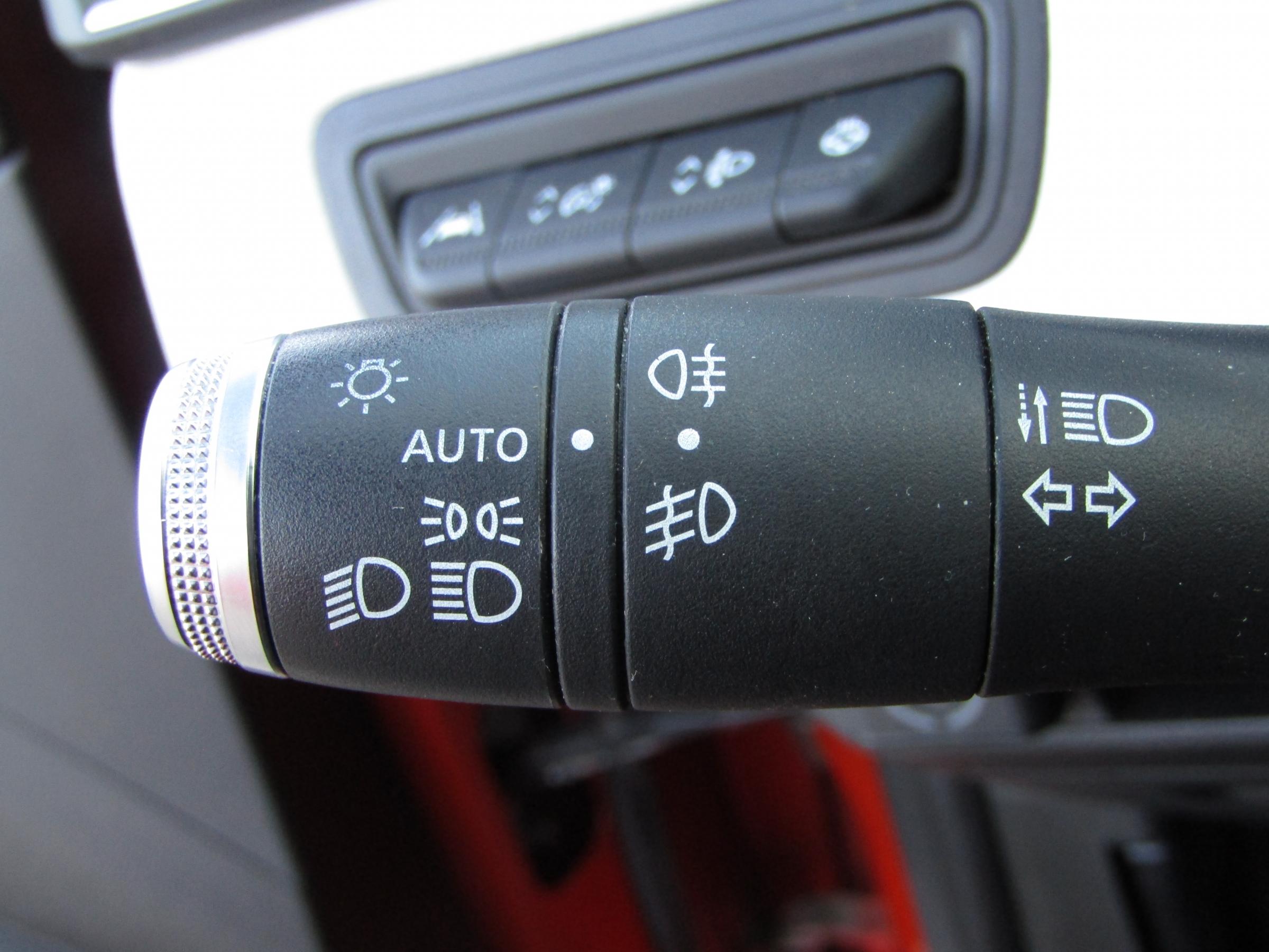 Renault Clio, 2019 - pohled č. 13