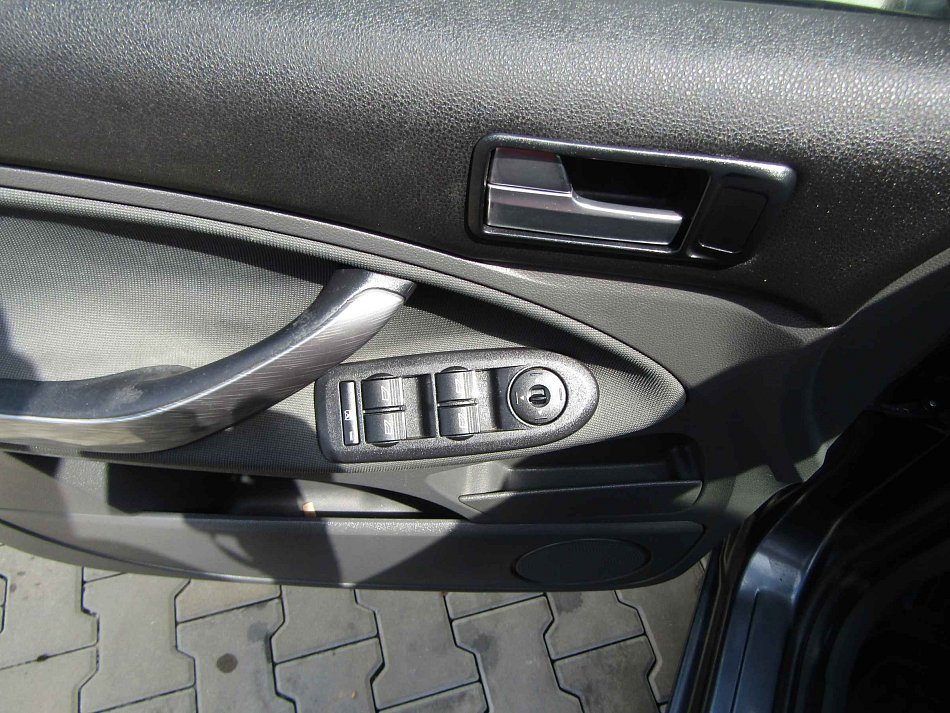 Ford C-MAX 1.8 i 