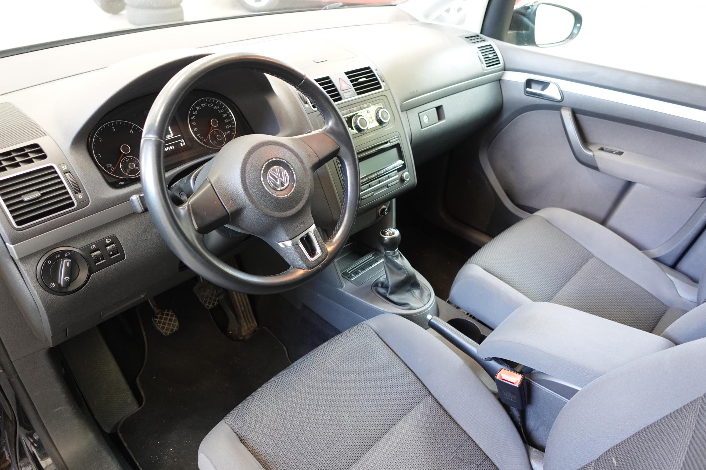 Volkswagen Touran, 2010 - pohled č. 18