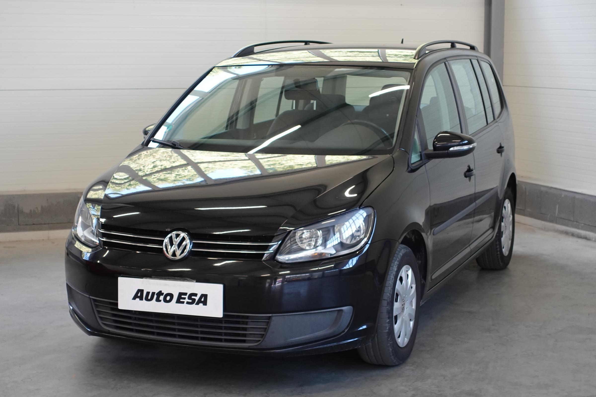 Volkswagen Touran, 2010 - pohled č. 3