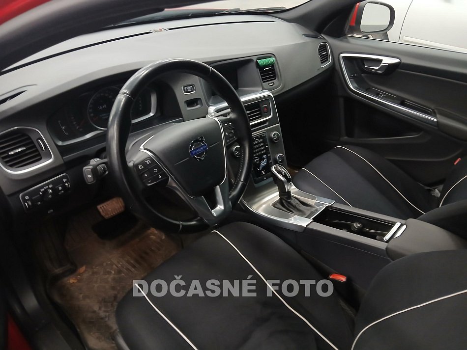 Volvo V60 2.0 