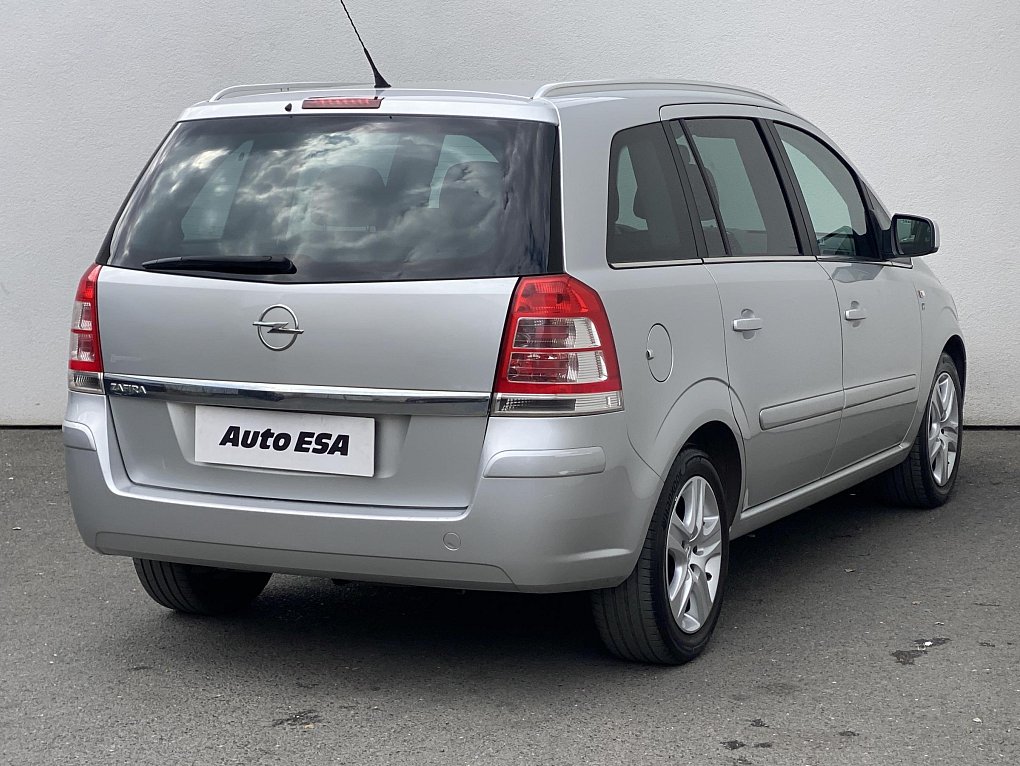 Opel Zafira 1.8i 