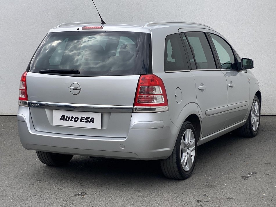 Opel Zafira 1.8i 