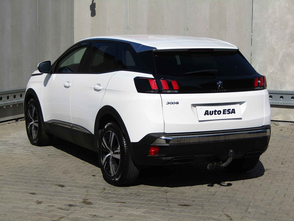 Peugeot 3008 1.2 PT 