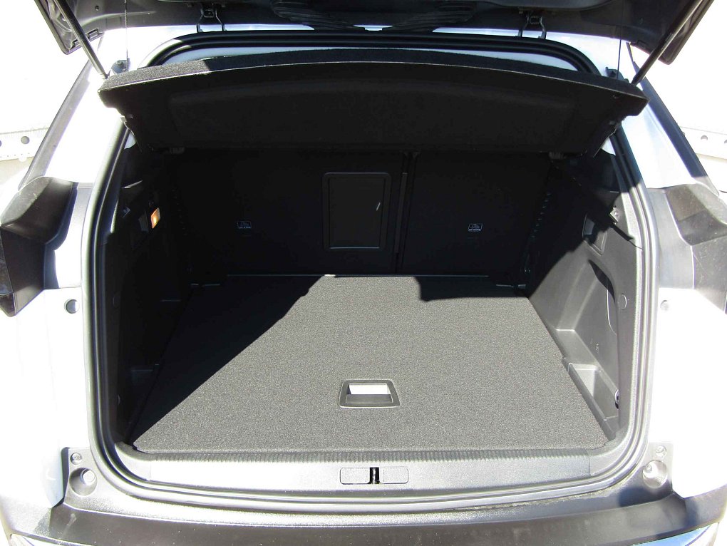 Peugeot 3008 1.2 PT 