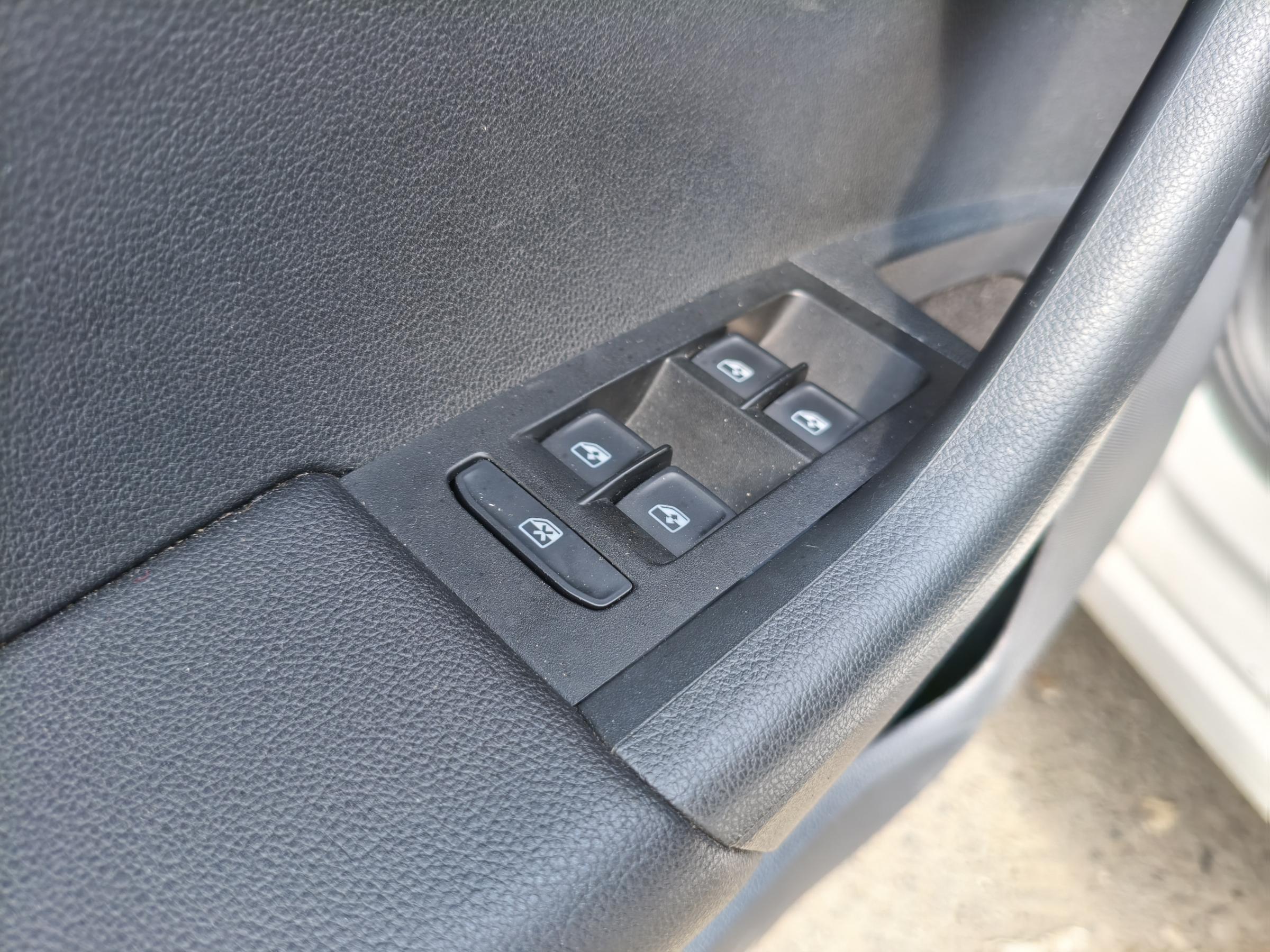 Škoda Octavia III, 2017 - pohled č. 16