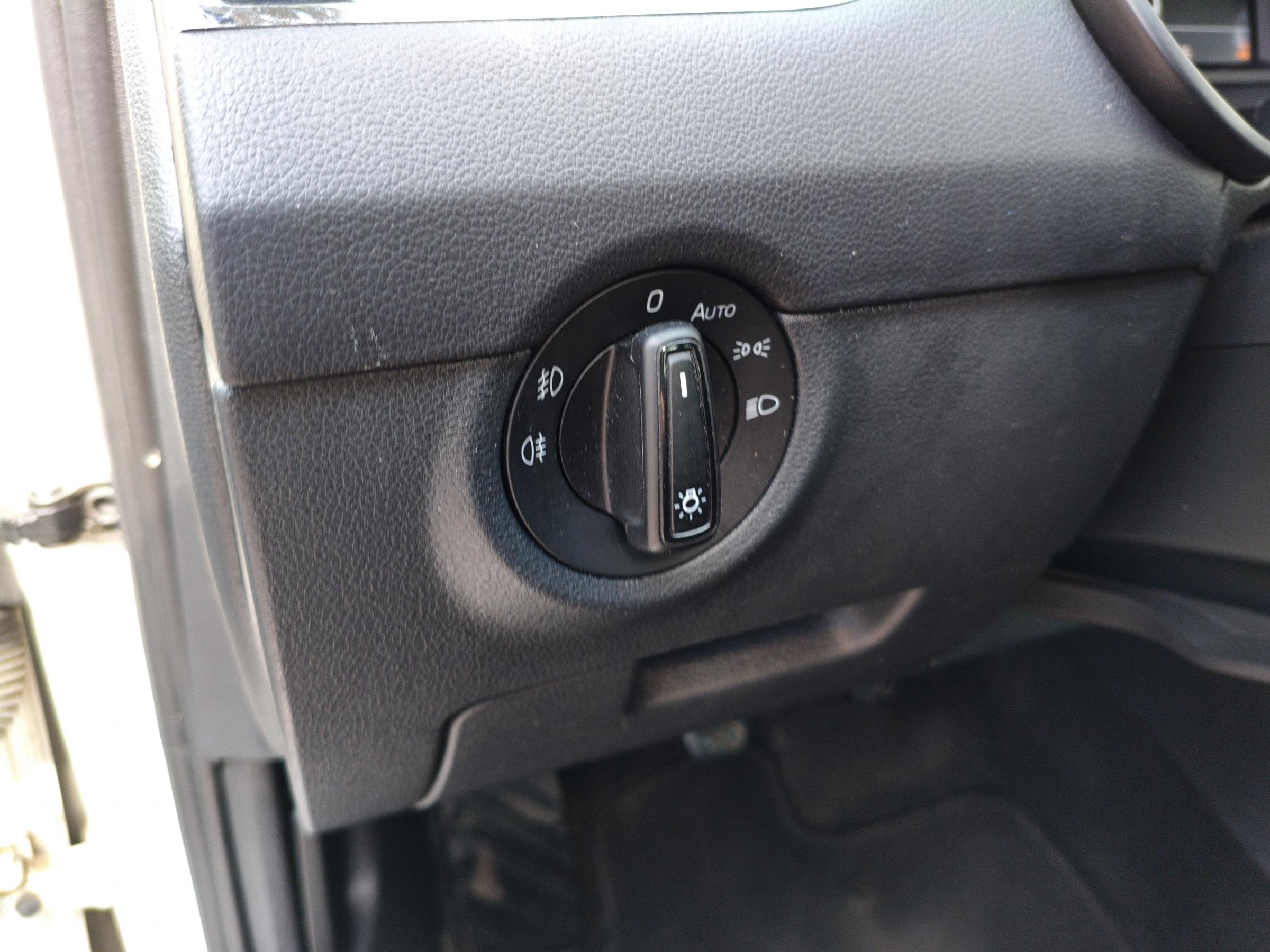 Škoda Octavia III, 2017 - pohled č. 18