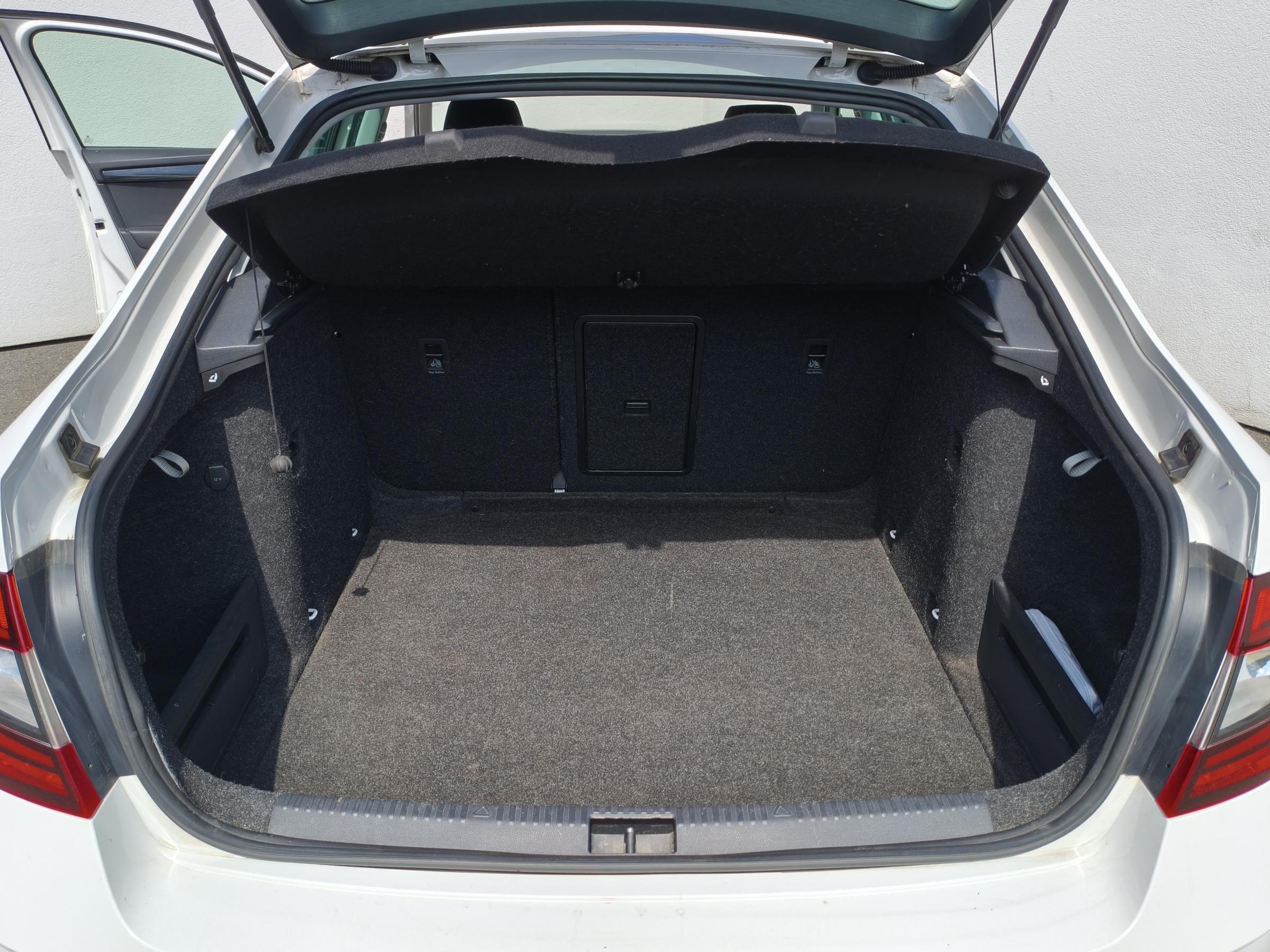 Škoda Octavia III, 2017 - pohled č. 8