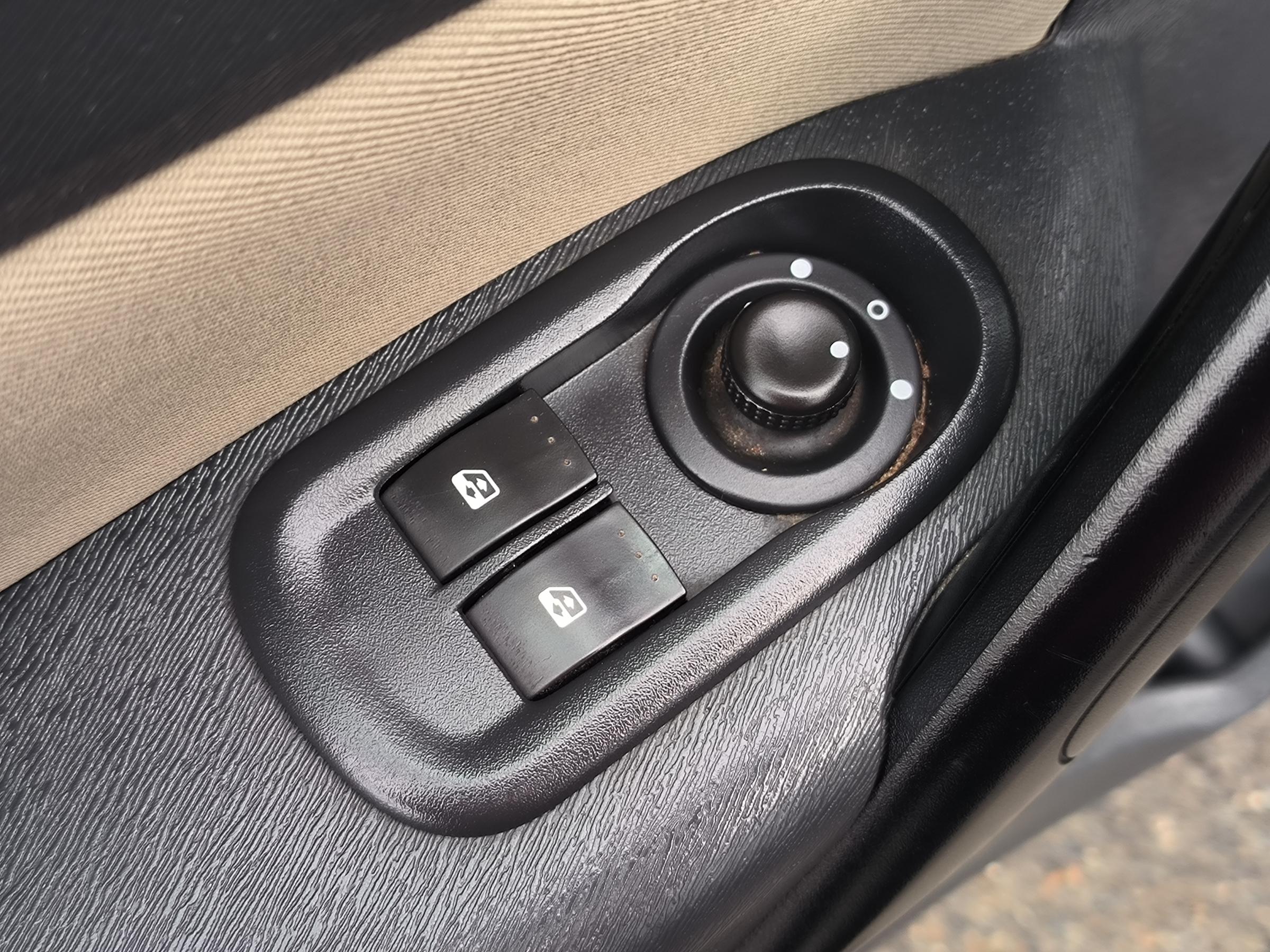 Renault Kangoo, 2012 - pohled č. 19