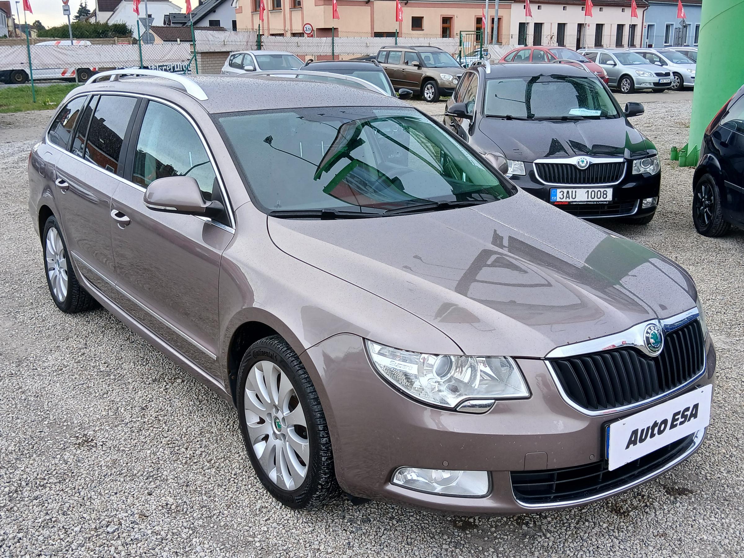 Škoda Superb II, 2011