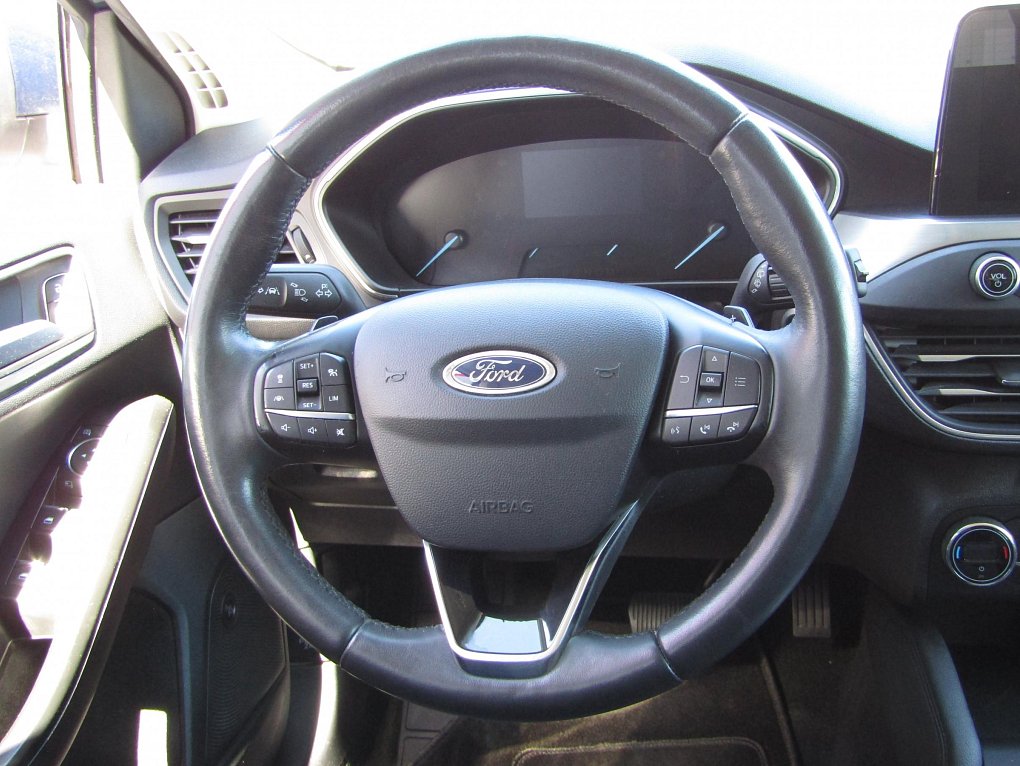 Ford Focus 1.5 EB Titanium