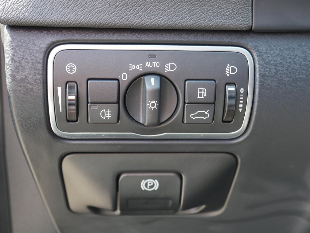 Volvo V60 2.0 D3 Summum