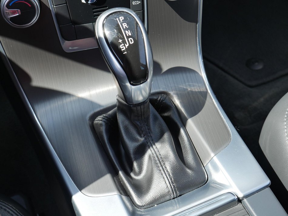 Volvo V60 2.0 D3 Summum